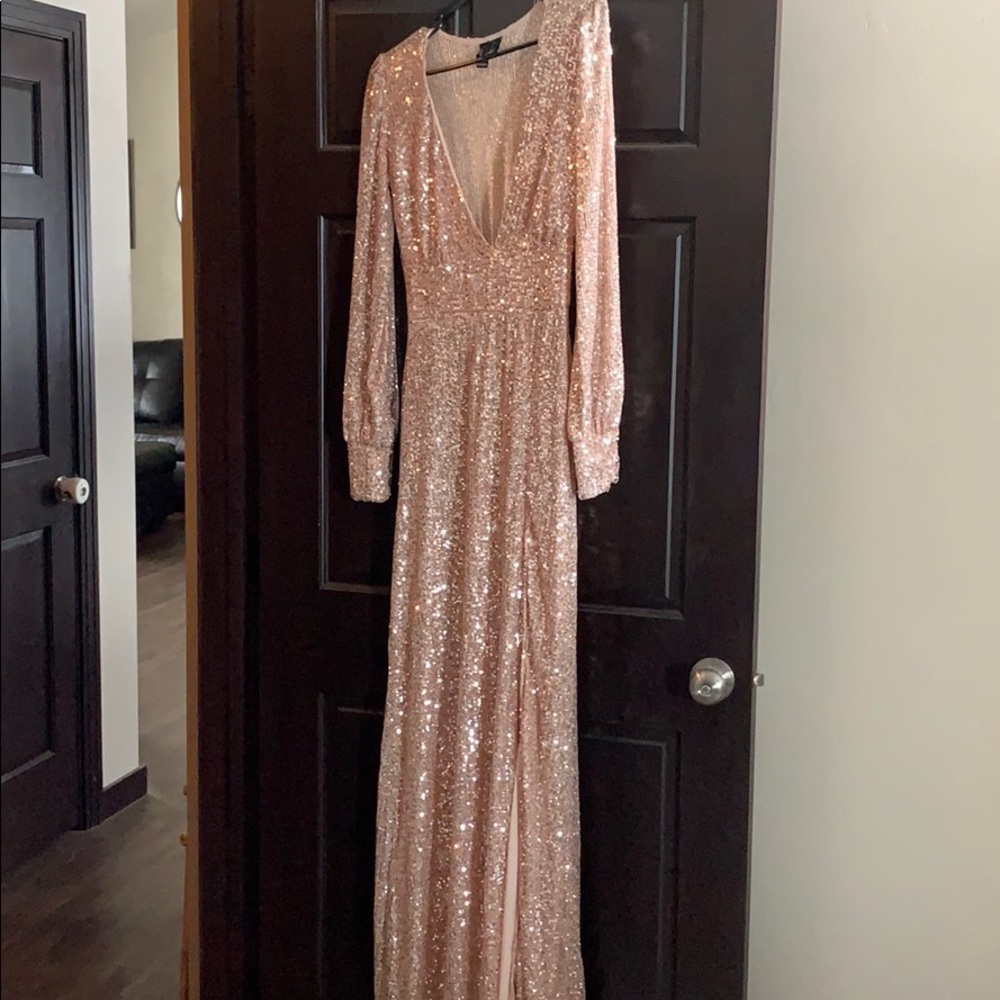 Gold sequin gown Sz Med Floor length Long sleeve